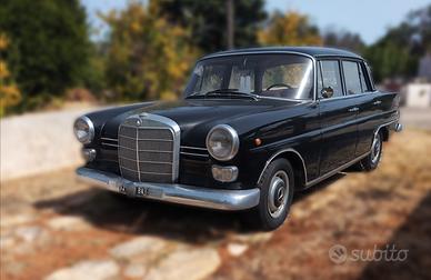 Mercedes w110 200D "codine" epoca