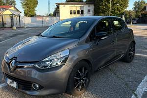 Renault Clio 1.5 dci 90cv 2015  175000km