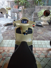 Vespa 300 gts 75 anniversary