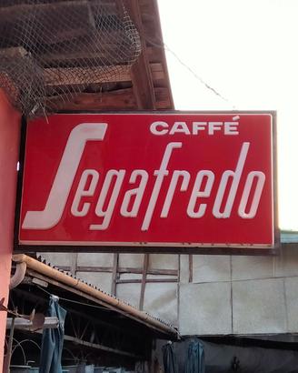 insegna Segafredo 