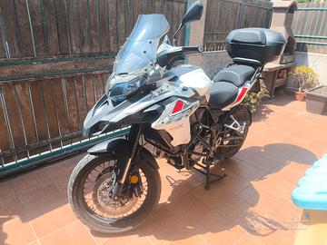 Benelli TRK 502X