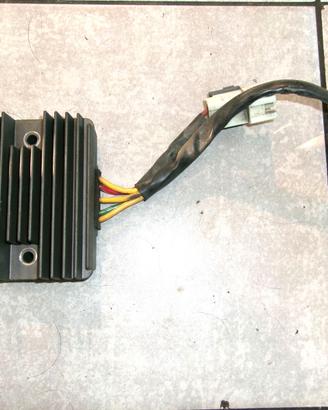 REGOLATORE DI TENSIONE PIAGGIO MP3 350 SPORT