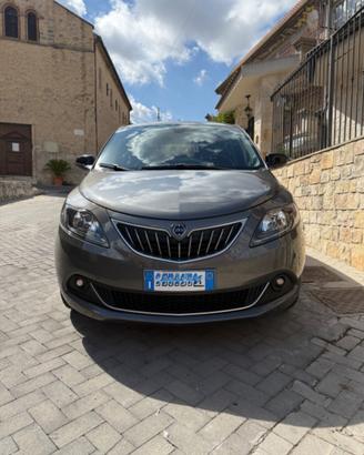 Lancia Ypsilon 1.0 Hybrid Ecochic 2021