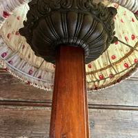 Lampada da terra in legno vintage