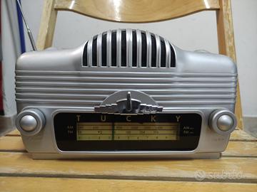 Radio vintage tucky da collezione