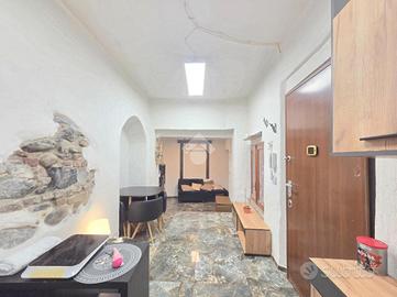 MONOLOCALE A ALPIGNANO