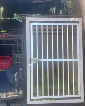 kennel cane
