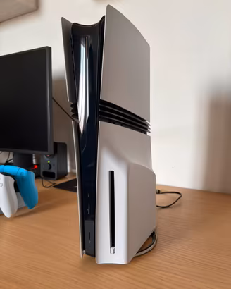PS5 Pro con lettore dischi e vari accessori