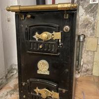 Stufa/caldaia a legna