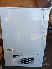 Congelatore a pozzetto