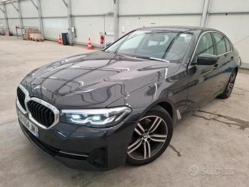 BMW 518D 150CV STEPTRONIC 48V BUSINESS DESIGN ( FA