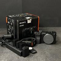 Sony a6300 con 5 batterie