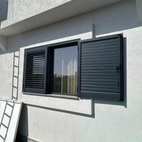 Persiane su misura Spissu porte e finestre