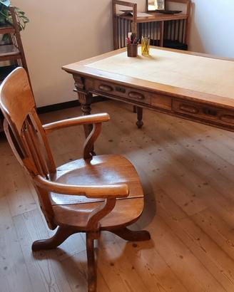 Tavolo con poltrona e 2 librerie in teak