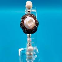 Bracciale di perle con centrale a fiore – Argento