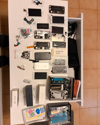 Lotto ricambi iphone
