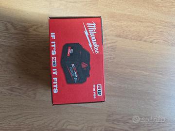 batteria 8ah forge Milwaukee