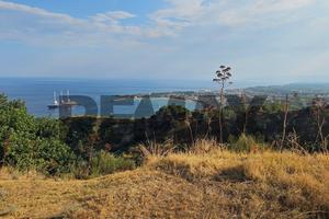 Terreno - Giardini-Naxos