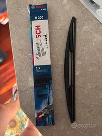 Bosh spazzola tergicristallo H300 nuova