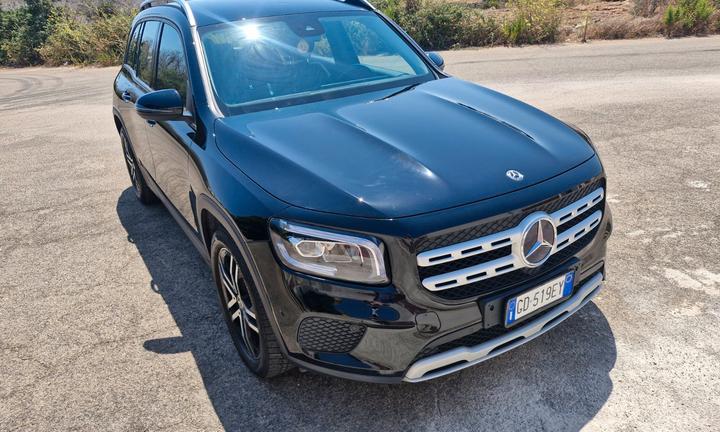 mercedes benz GLB 180D automatic