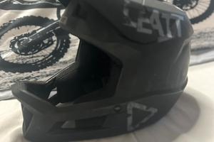 Casco Leatt