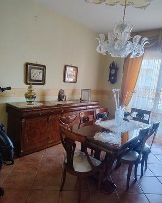 stanza da pranzo 