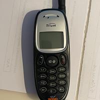 Telefono cellulare Mitsubishi Trium Mars