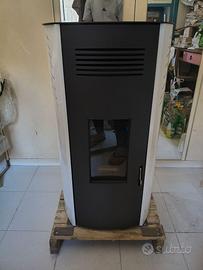 Stufa a Pellet Emy 8 kw CTL