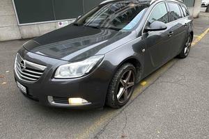 Opel Insignia 2.0 CDTI 4x4 160CV Leggi descrizione