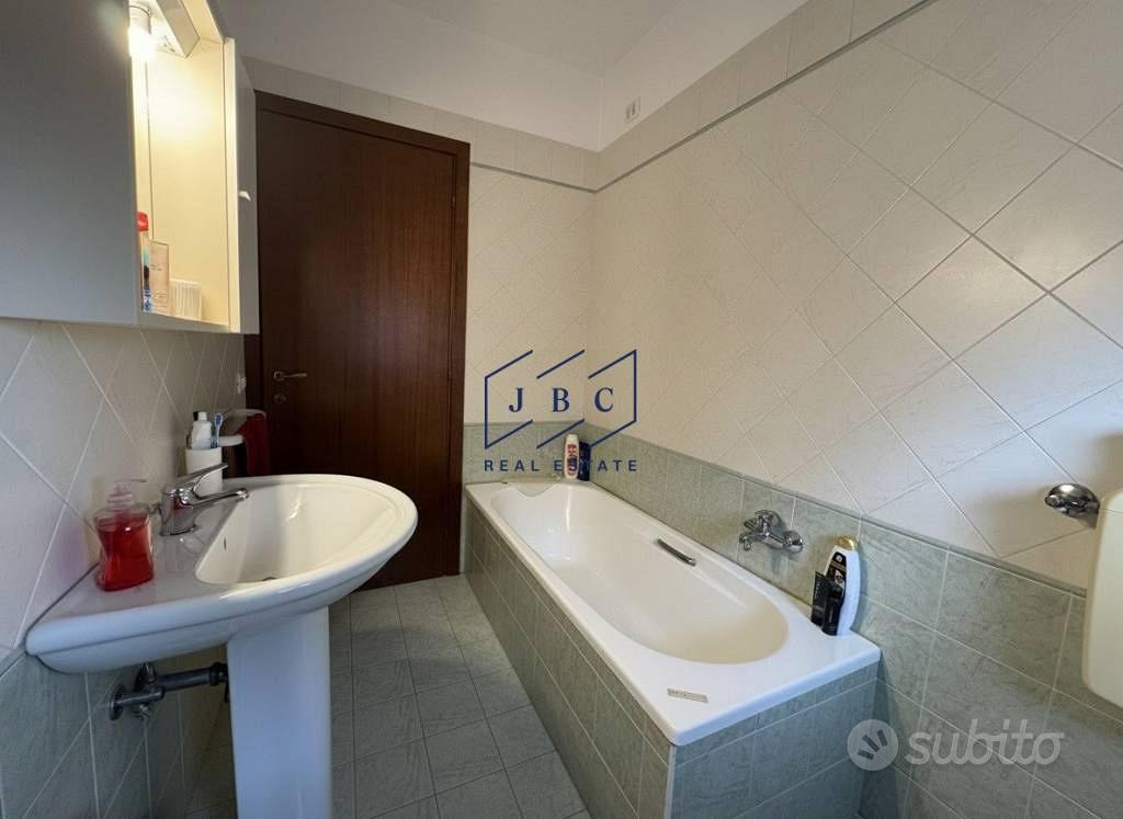 Appartamento di 52 m² con 2 locali e box auto a Mu - Altro