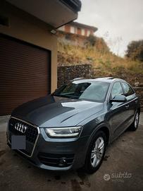 Audi Q3 (2014)-2.0 TDI 4x4 Automatico-Tettuccio