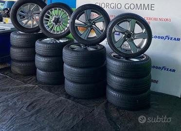 Vaste misure di cerchie gomme