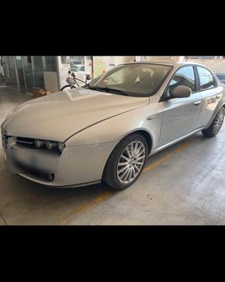 ALFA 159 1.9 JTDm- Motore REVISIONATO -EUR 4.500