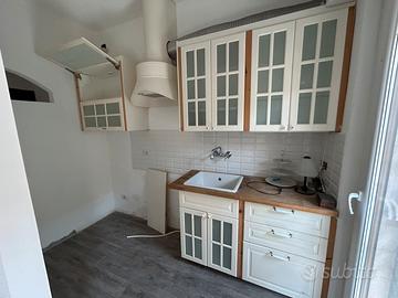 Cucina Ikea senza elettrodomestici