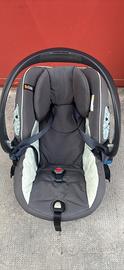 Seggiolino auto BeSafe Izi Sleep con base isofix
