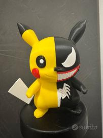 Pikachu action figure stile Venom