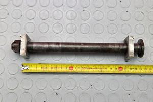 PERNO POSTERIORE SUZUKI RM 125 1993 1994 1995
