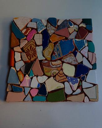 centrotavola mosaico con frammenti ceramica del ma