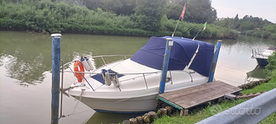 Barca Saver riviera 24