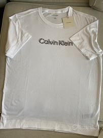 T-shirt Calvin Klein taglia L