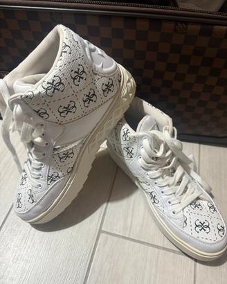 Scarpe Guess n39