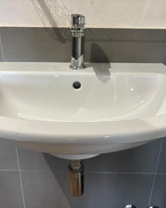 Lavabo GSI 60 L x 45 P con miscelatore