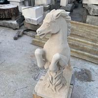 Statue in pietra di vicenza