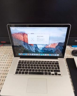 MacBook Pro A1286 senza alimentatore