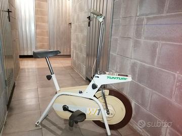 Cyclette Tunturi analogica