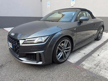 Audi TT Roadster