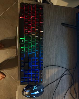 mouse e tastiera gaming