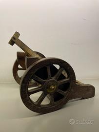 Porta bottiglie cannone vintage per COLLEZIONISTA