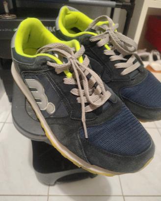 Mistral scarpe uomo tg. 44 usate con difetto leggi