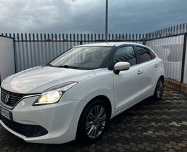 Suzuki Baleno 1.2 Hybrid B-Top